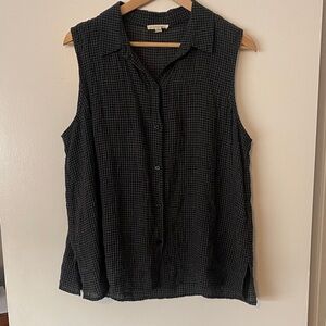 Eileen Fisher sleeveless button down linen blouse